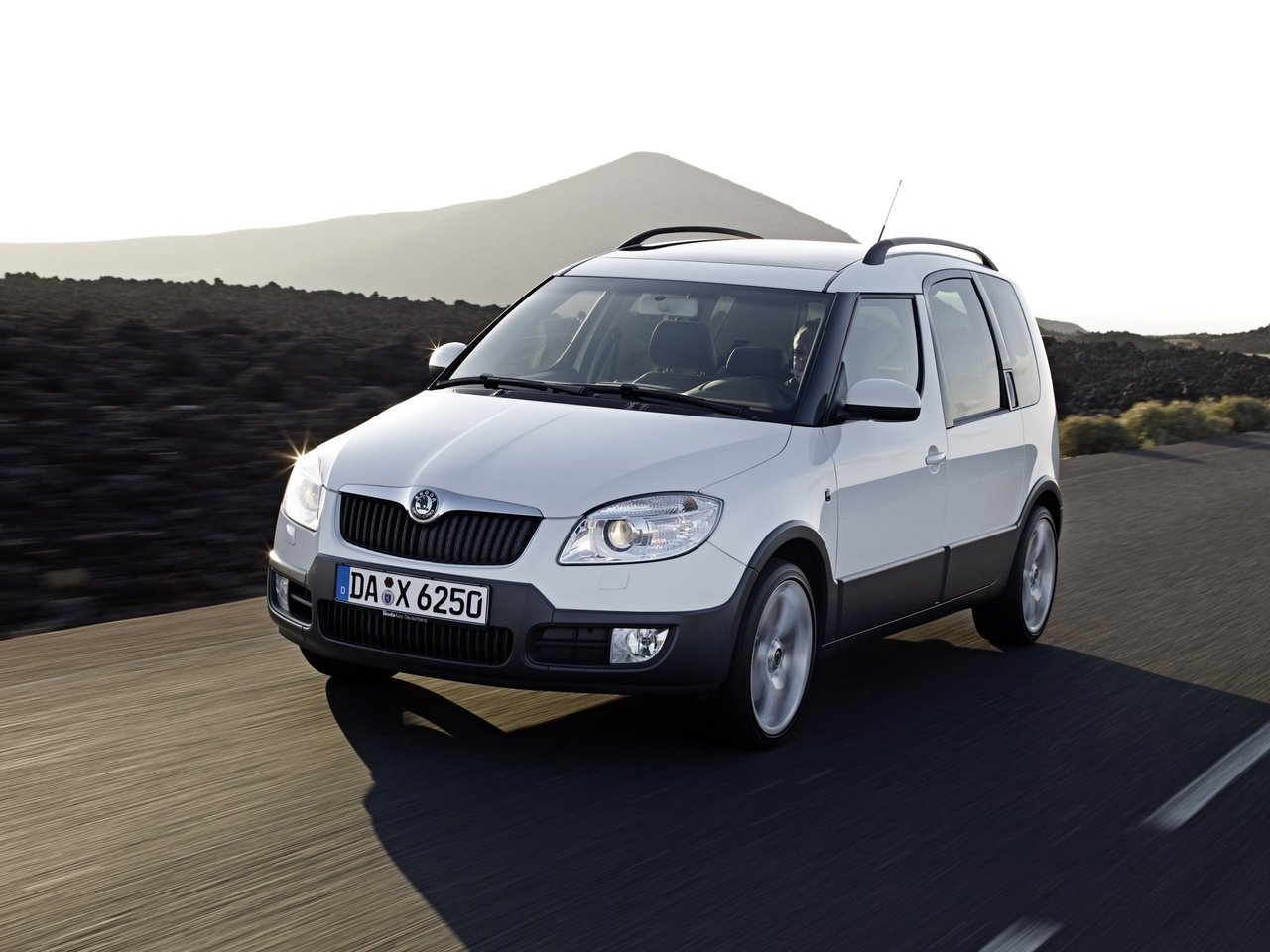 Подбор шин и дисков для автомобиля Skoda Roomster