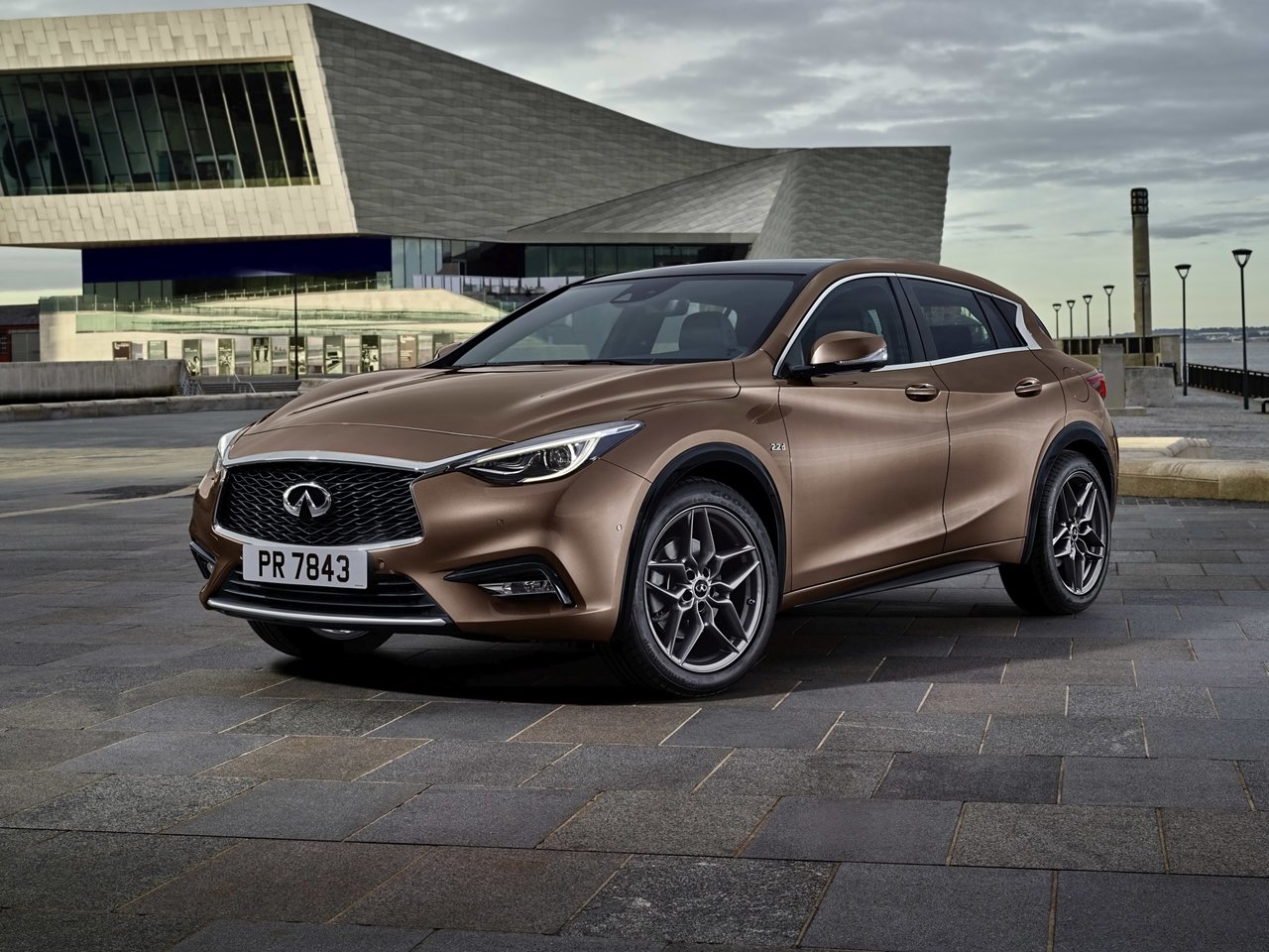 Подбор шин на Infiniti Q30