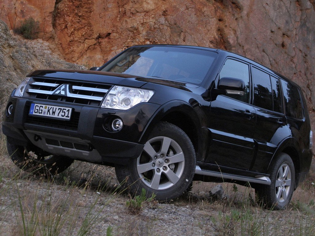 Подбор шин и дисков для автомобиля Mitsubishi Pajero IV
