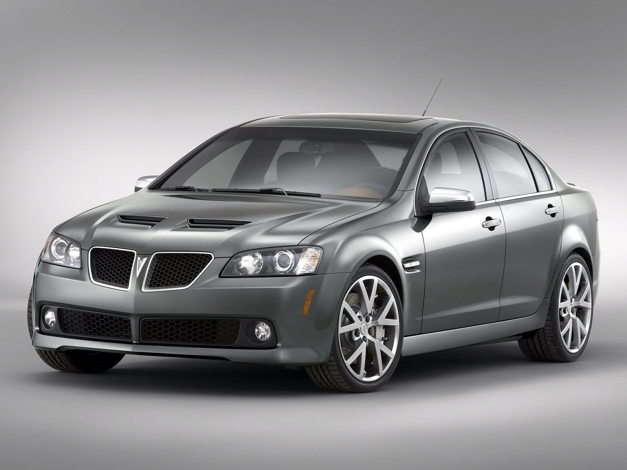 Подбор шин и дисков для автомобиля Pontiac G8