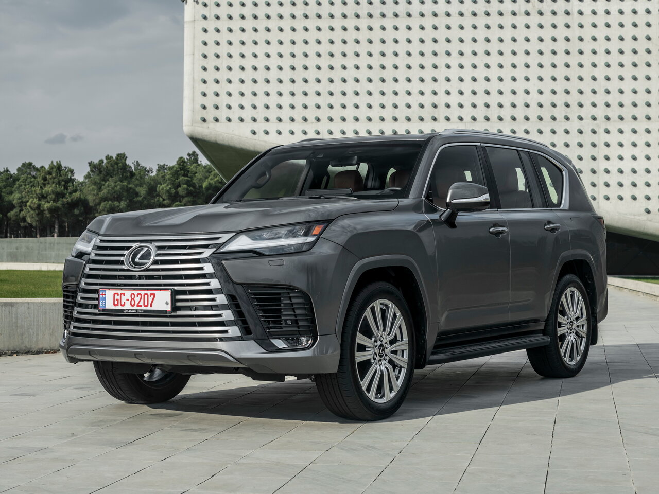 Подбор шин на Lexus LX III (J200)