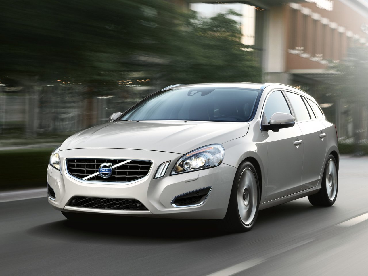 Подбор шин и дисков для автомобиля Volvo V60